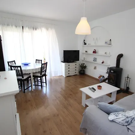 Apartment Ernesta *